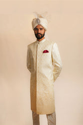 Men Balaaj Sherwani