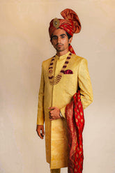 Men Mohtaram Sherwani