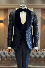 Crown & Collar Men Suit