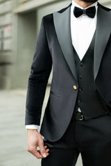 The Legacy Fit Men Suit
